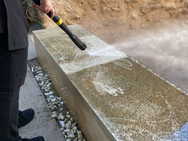 Best Concrete Pressure Washing  in Darien Downtown, CT